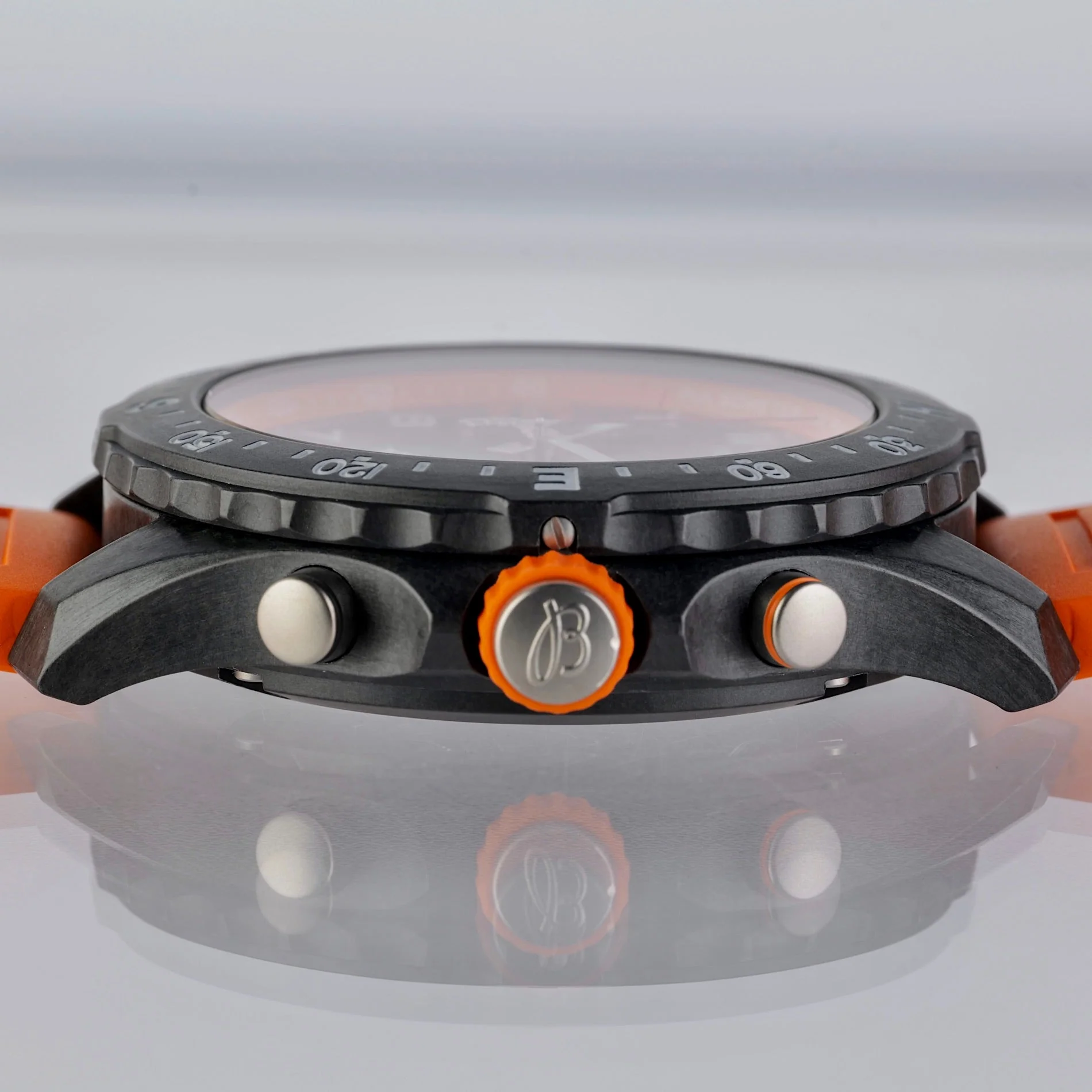 Breitling Endurance Pro, Orange Ref X82310  8016338 - Image 6