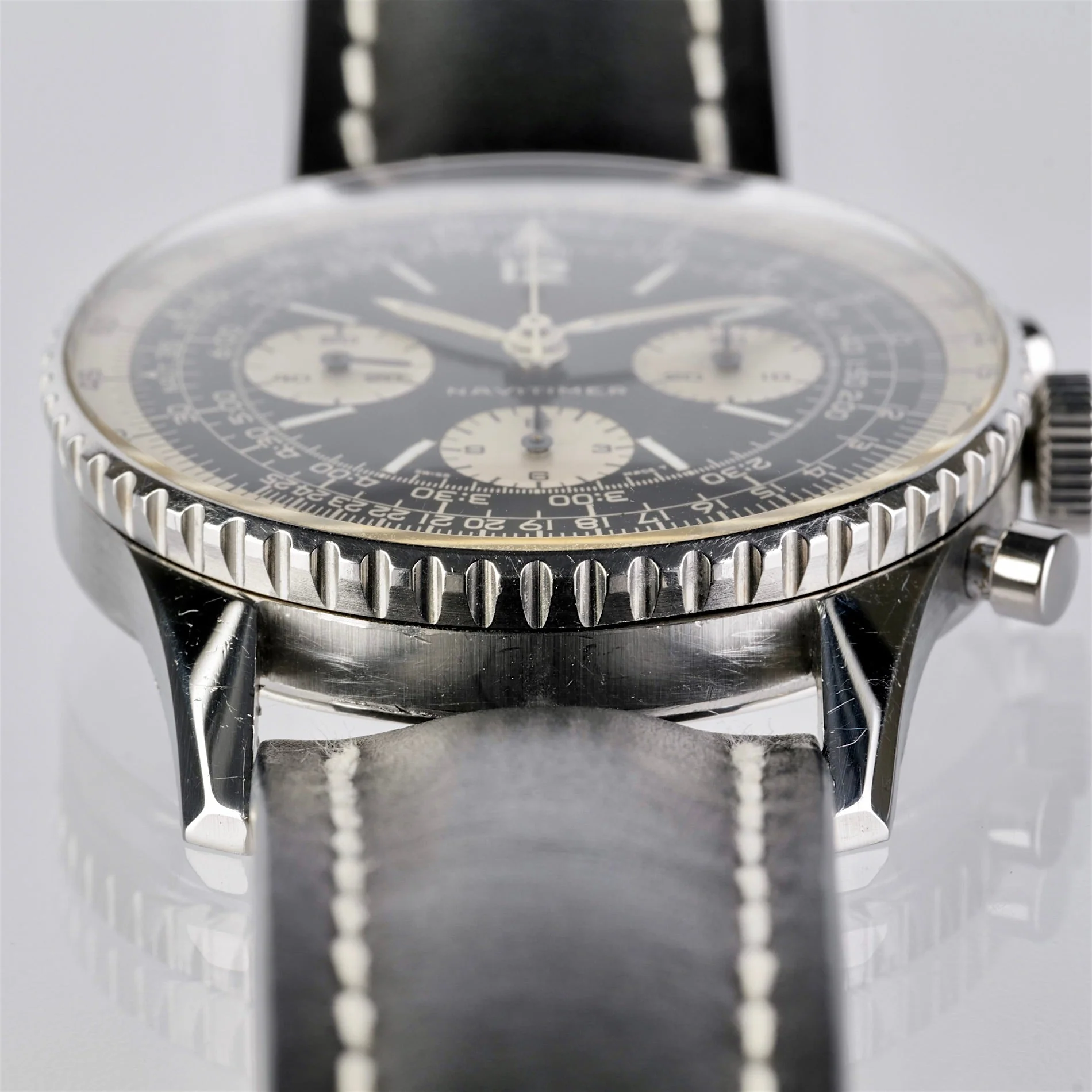 Breitling Navitimer 806 AOPA Dial, Reverse Panda 995640 - Image 5