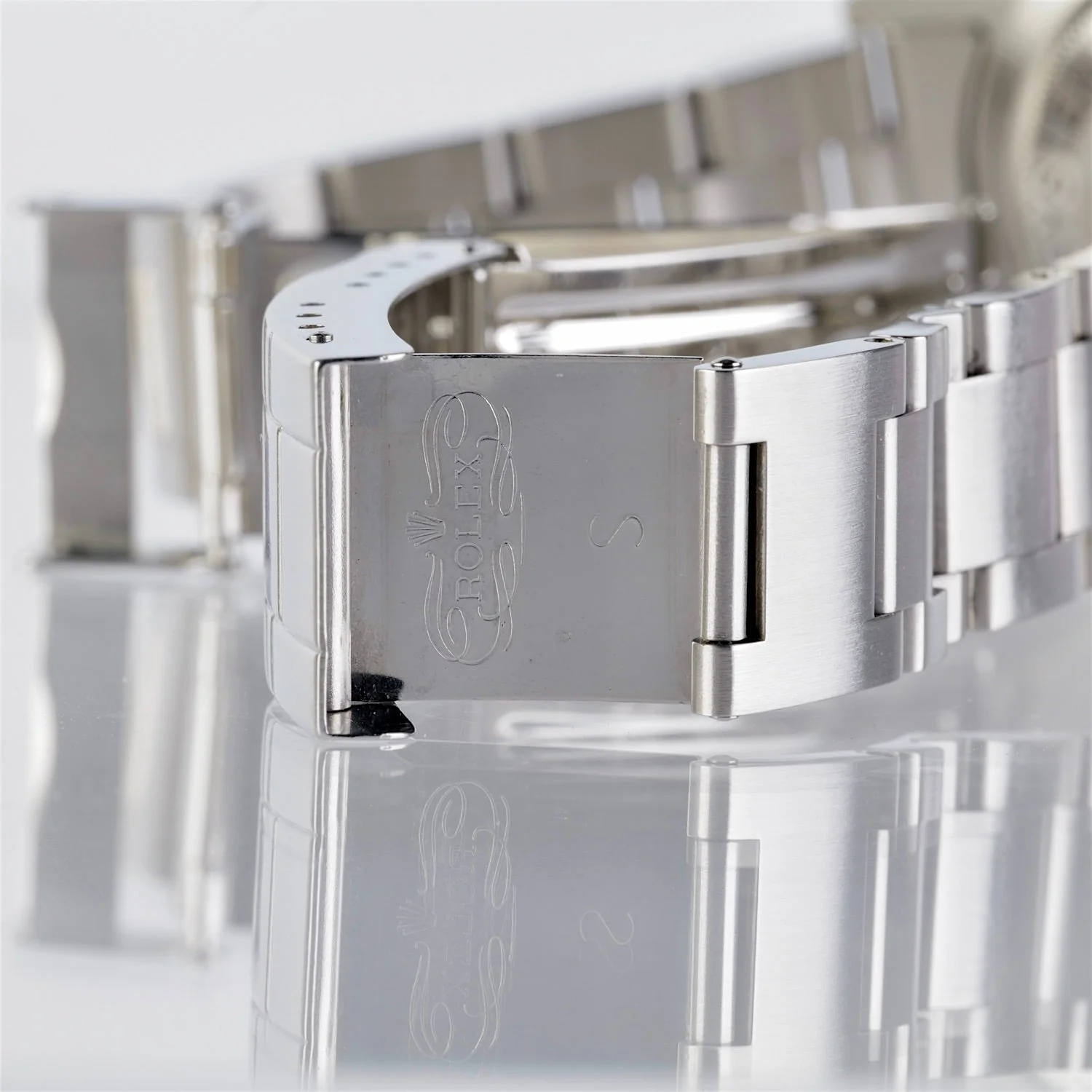 Rolex SeaDweller Ref 16600 A702904 - Image 12