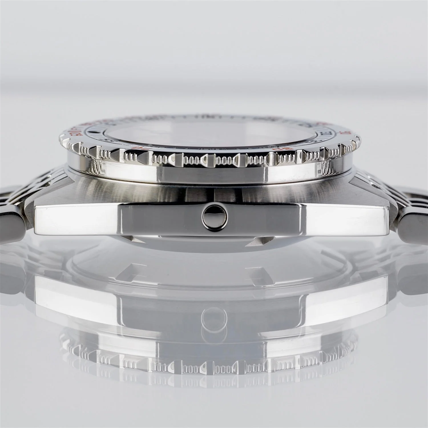 Doxa SUB 300T   53621 - Image 5