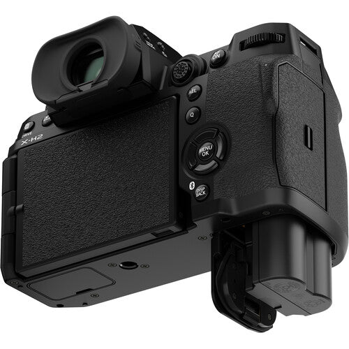Fujifilm X-H2  w/ 16-80mm - Image 6