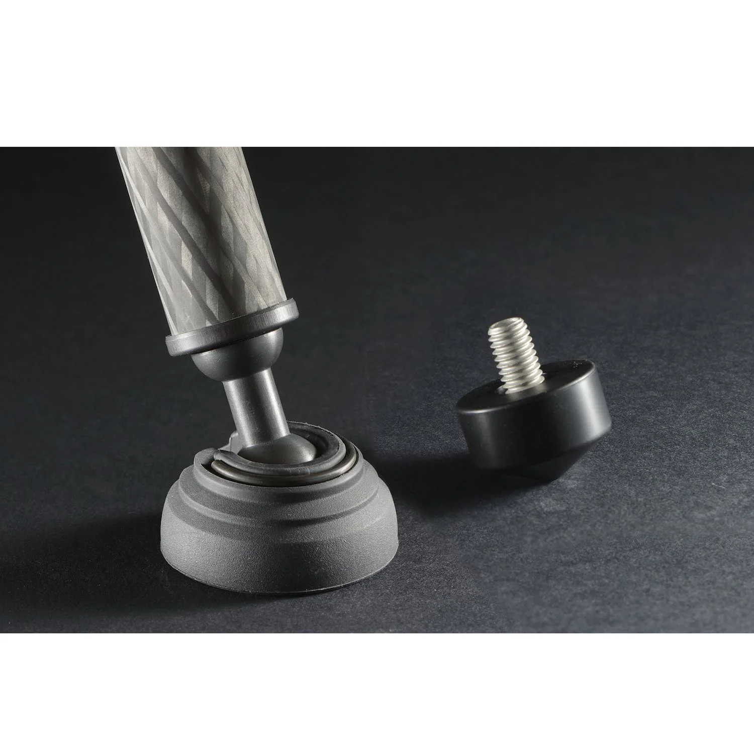 Gitzo Mountaineer GT1532 Tripod Series 1, 3 Section - Image 3