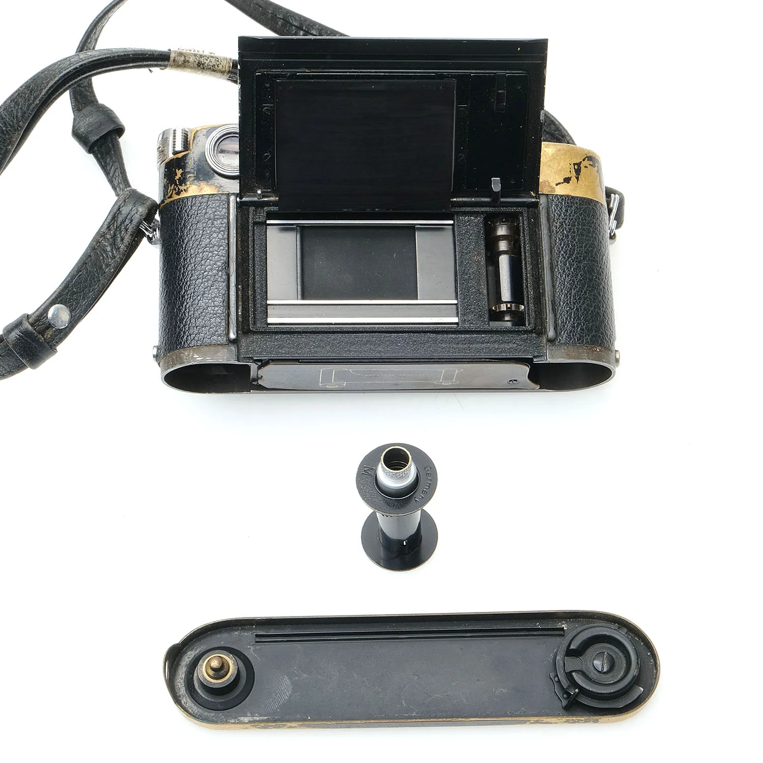 Leica M2 ST Black Paint 1075104 - Image 9