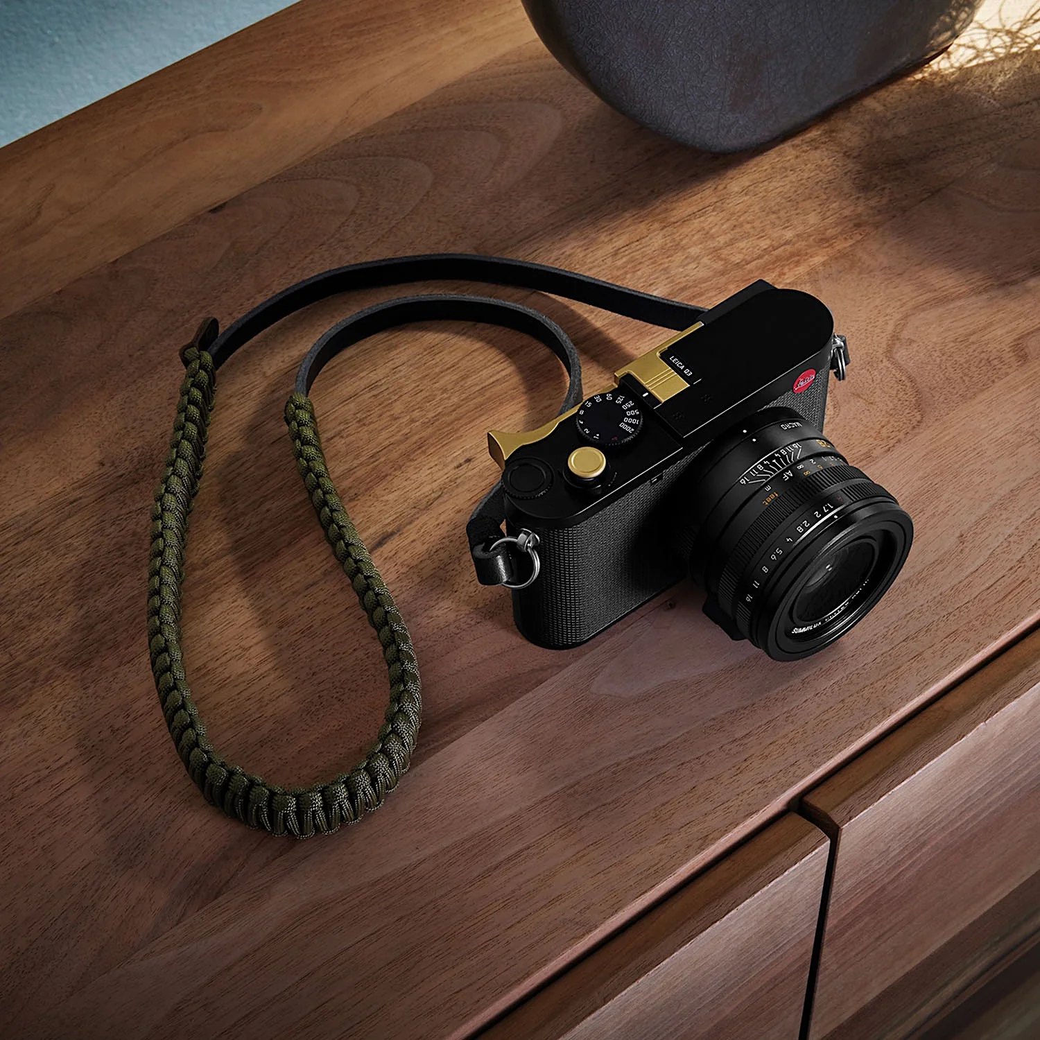 Leica Q3 Thumb Support - Silver - Image 2