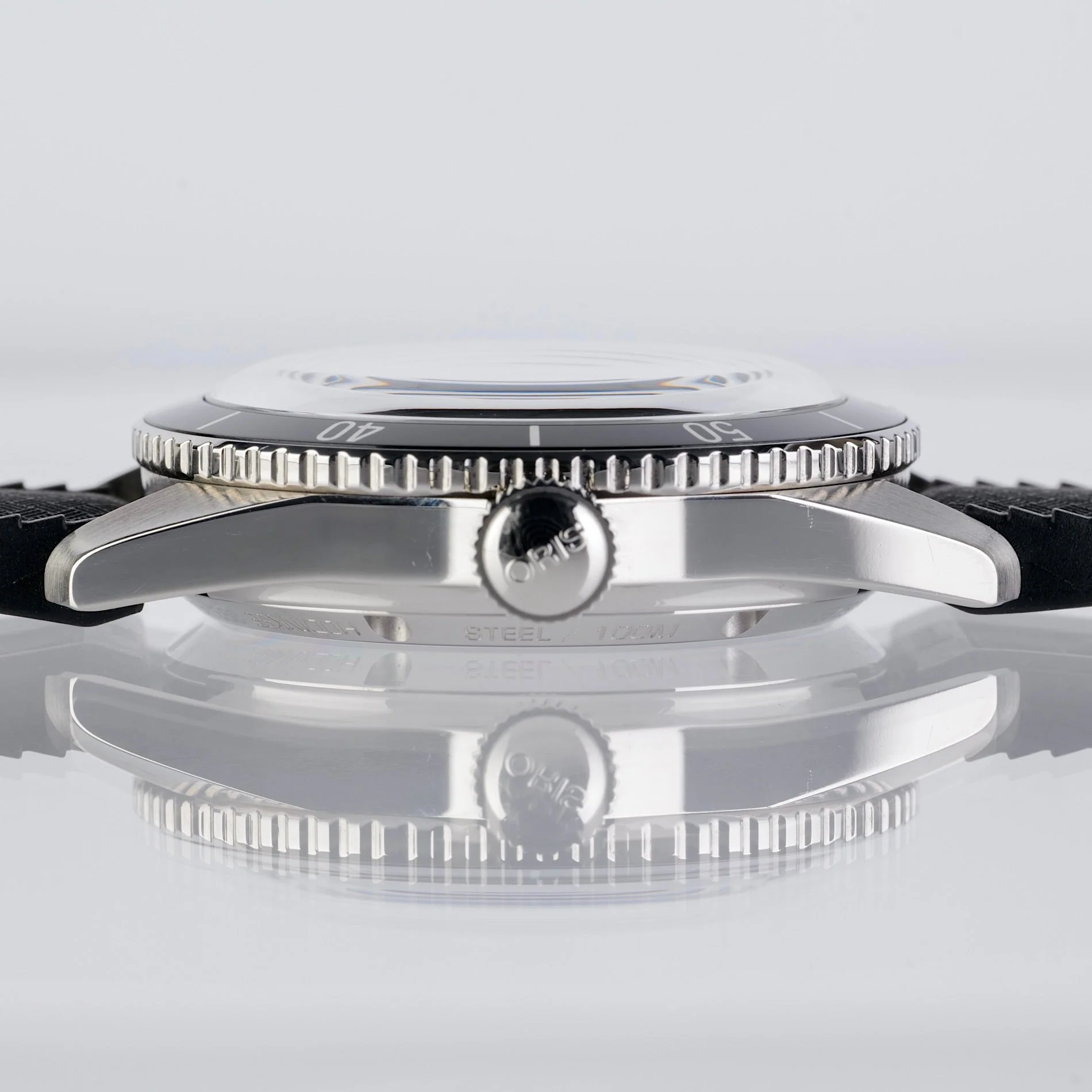 Oris Divers Sixty Five Hodinkee 7774 4087 - Image 6