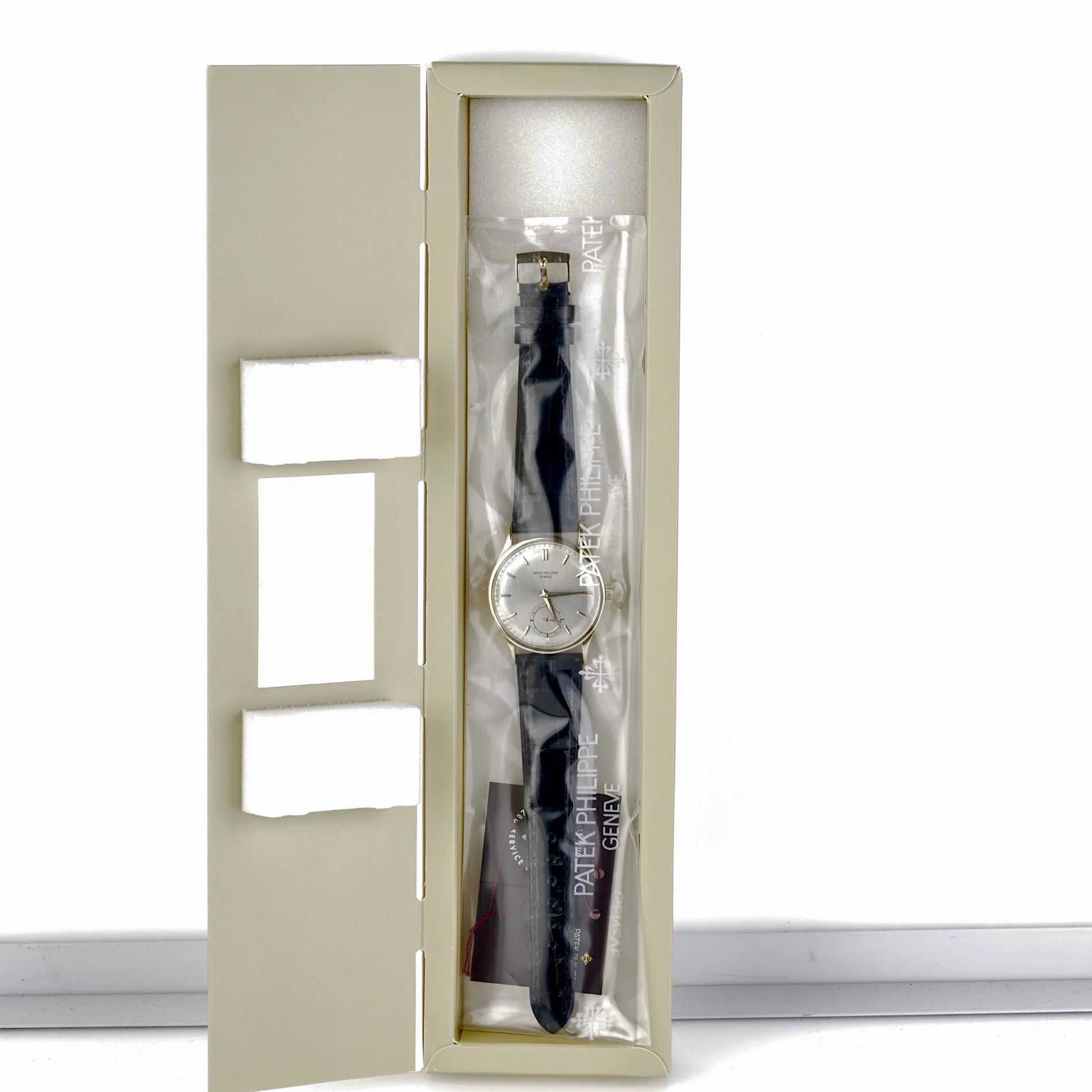 Patek Philippe 18K Calatrava Ref 570 304169 - Image 6