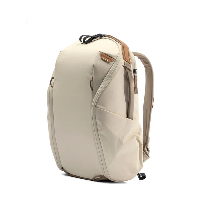 Peak Design Everyday Backpack 15L Zip - Bone - Image 2