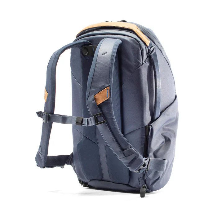 Peak Design Everyday Backpack 15L Zip - Midnight - Image 2