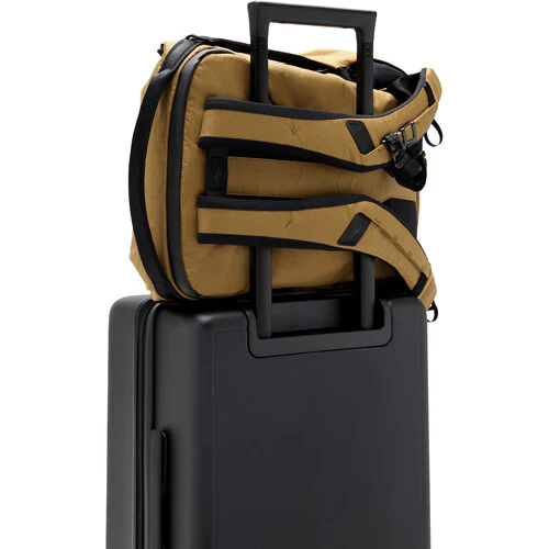 Peak Design Everyday Backpack 20L v2 Coyote - Image 6