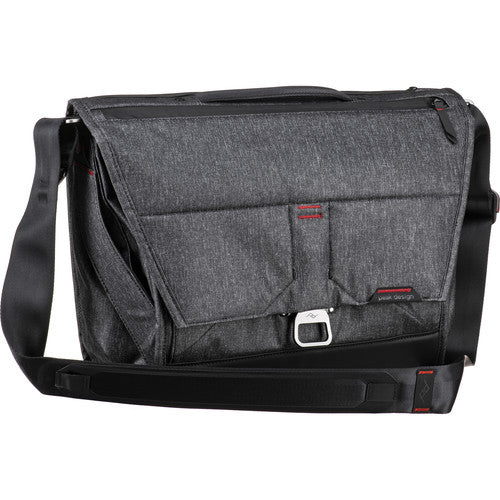Peak Design The Everyday Messenger V1.2 15" - Charcoal - Image 2