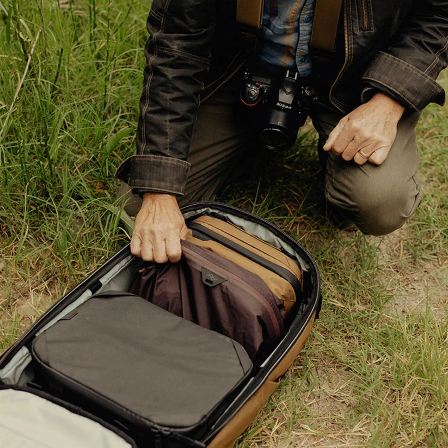 Peak Design Travel Backpack 45L Coyote - Image 7