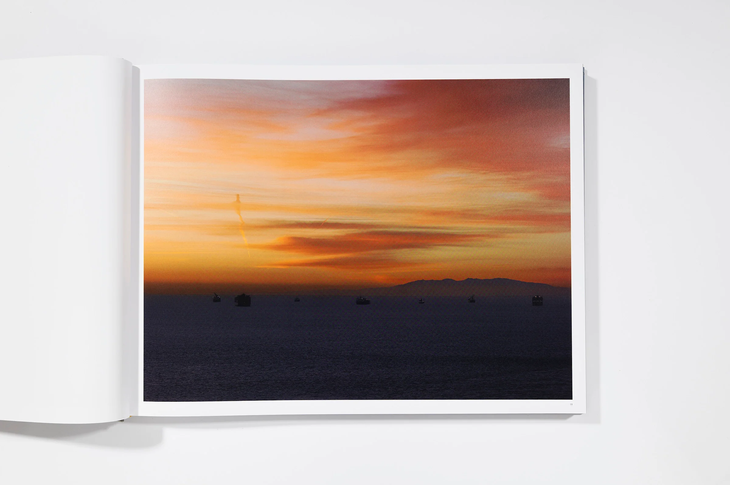 Richard Misrach: Cargo - Image 4