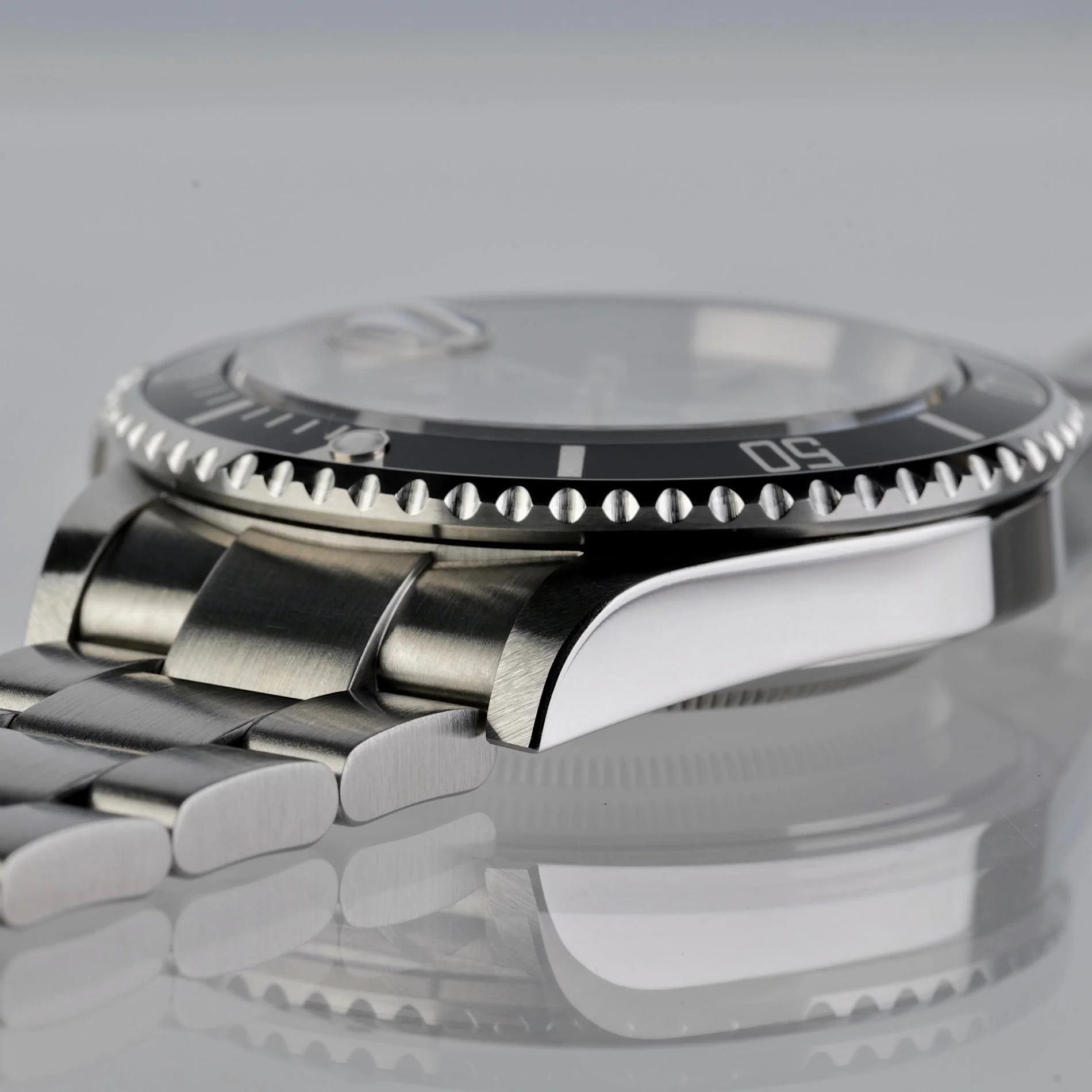 Rolex Submariner Ref 16610, Boxed  Z459160 - Image 10