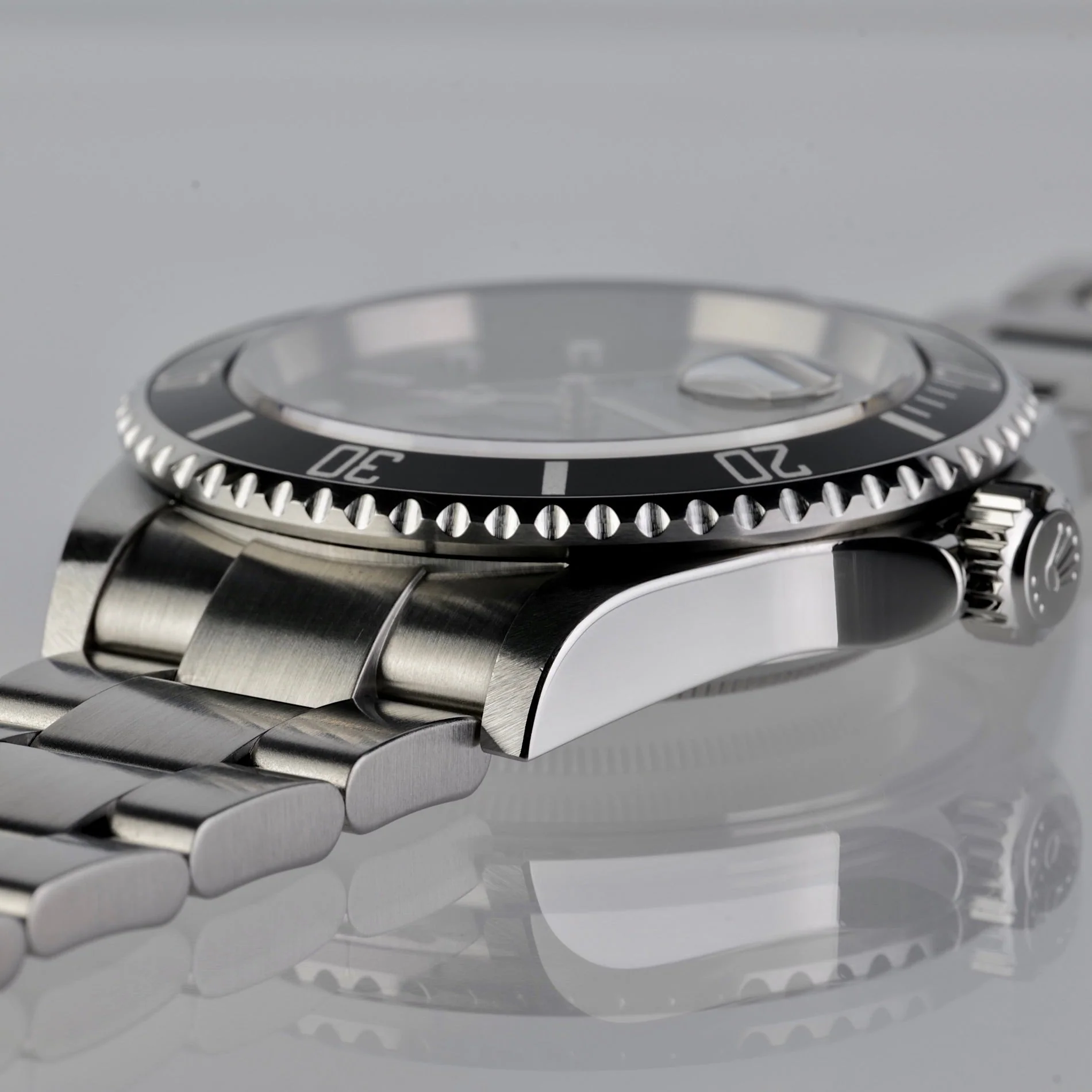 Rolex Submariner Ref 16610, Boxed  Z459160 - Image 6