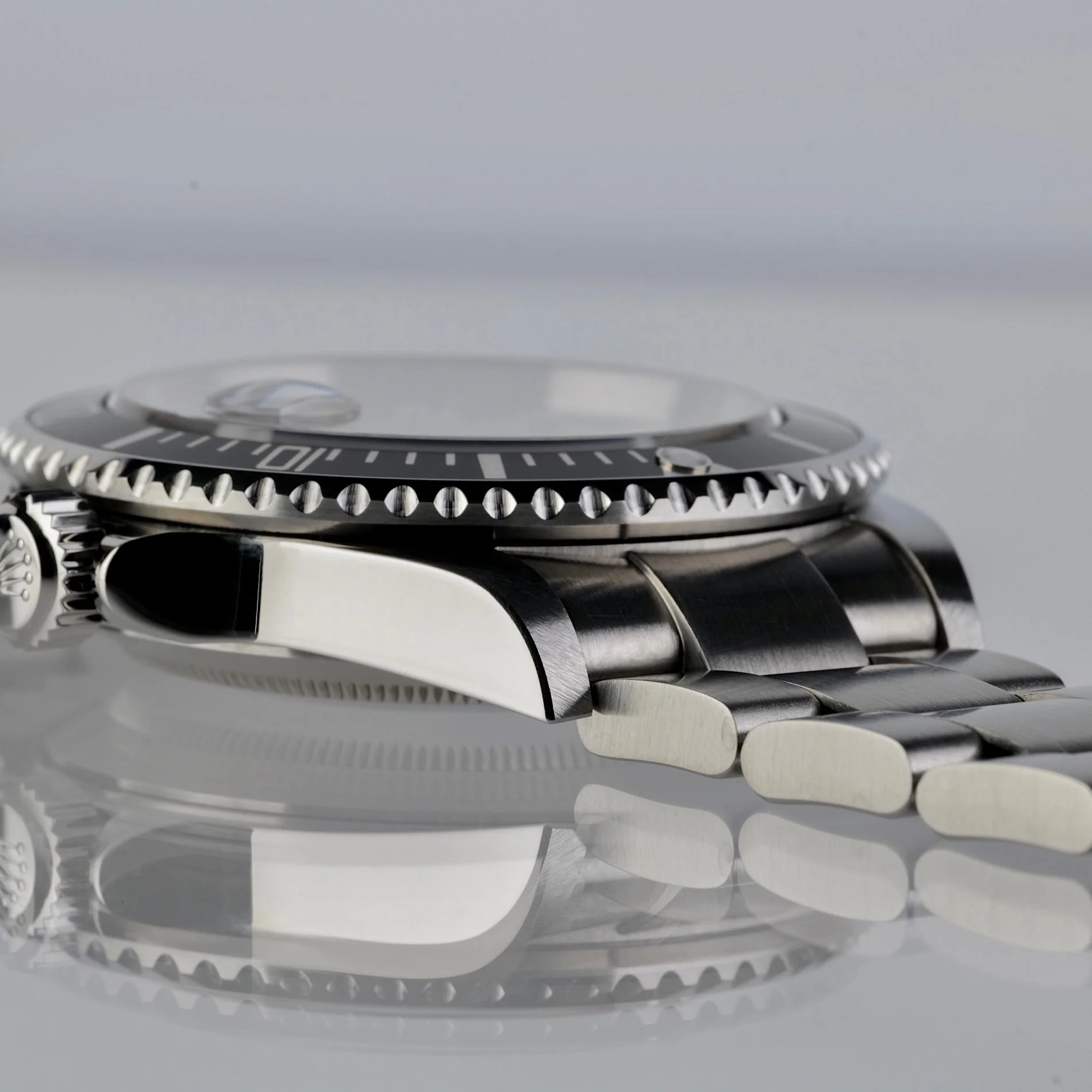 Rolex Submariner Ref 16610, Boxed  Z459160 - Image 8