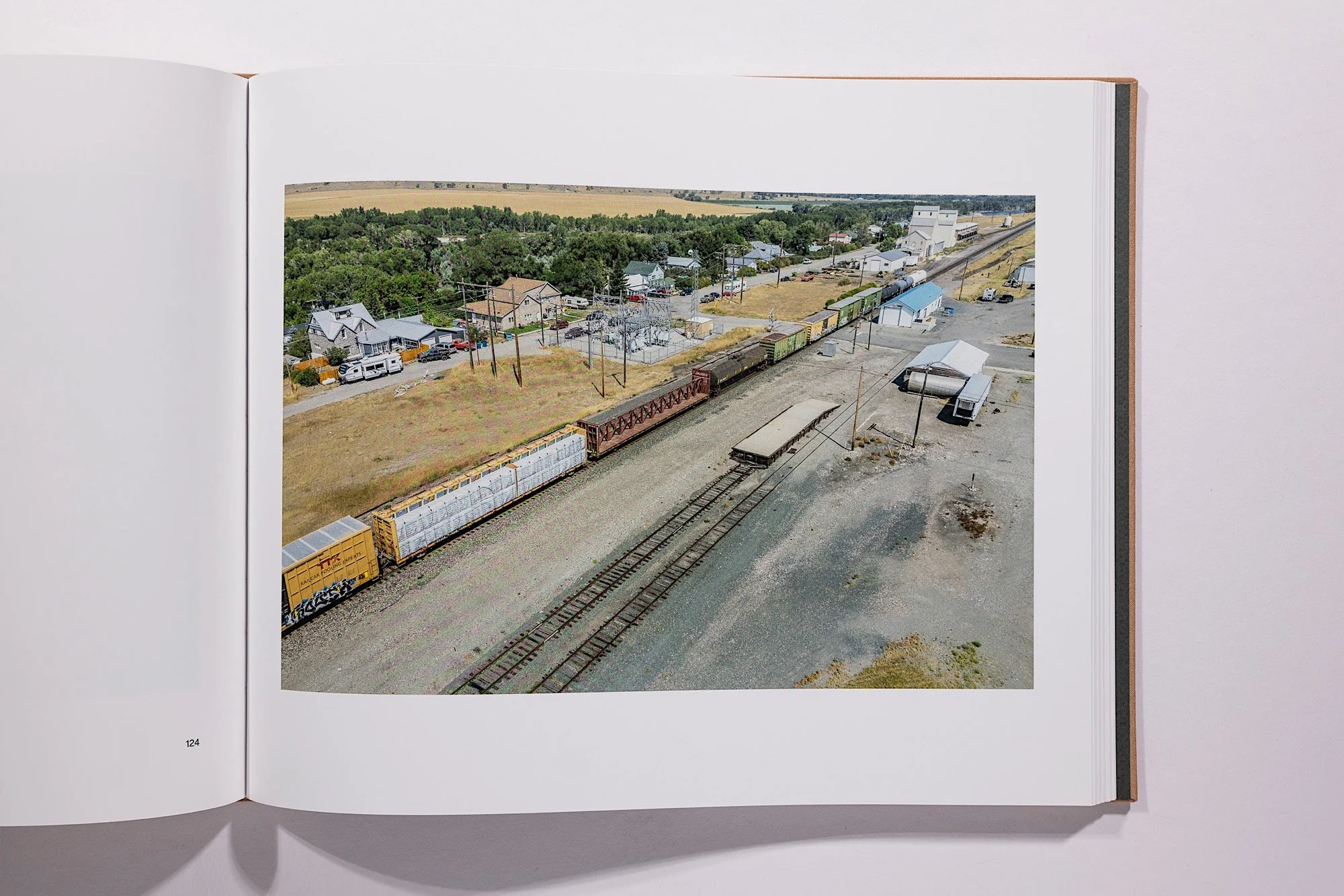 Stephen Shore - Topographies: Aerial Surveys of the American Landscape - Image 15