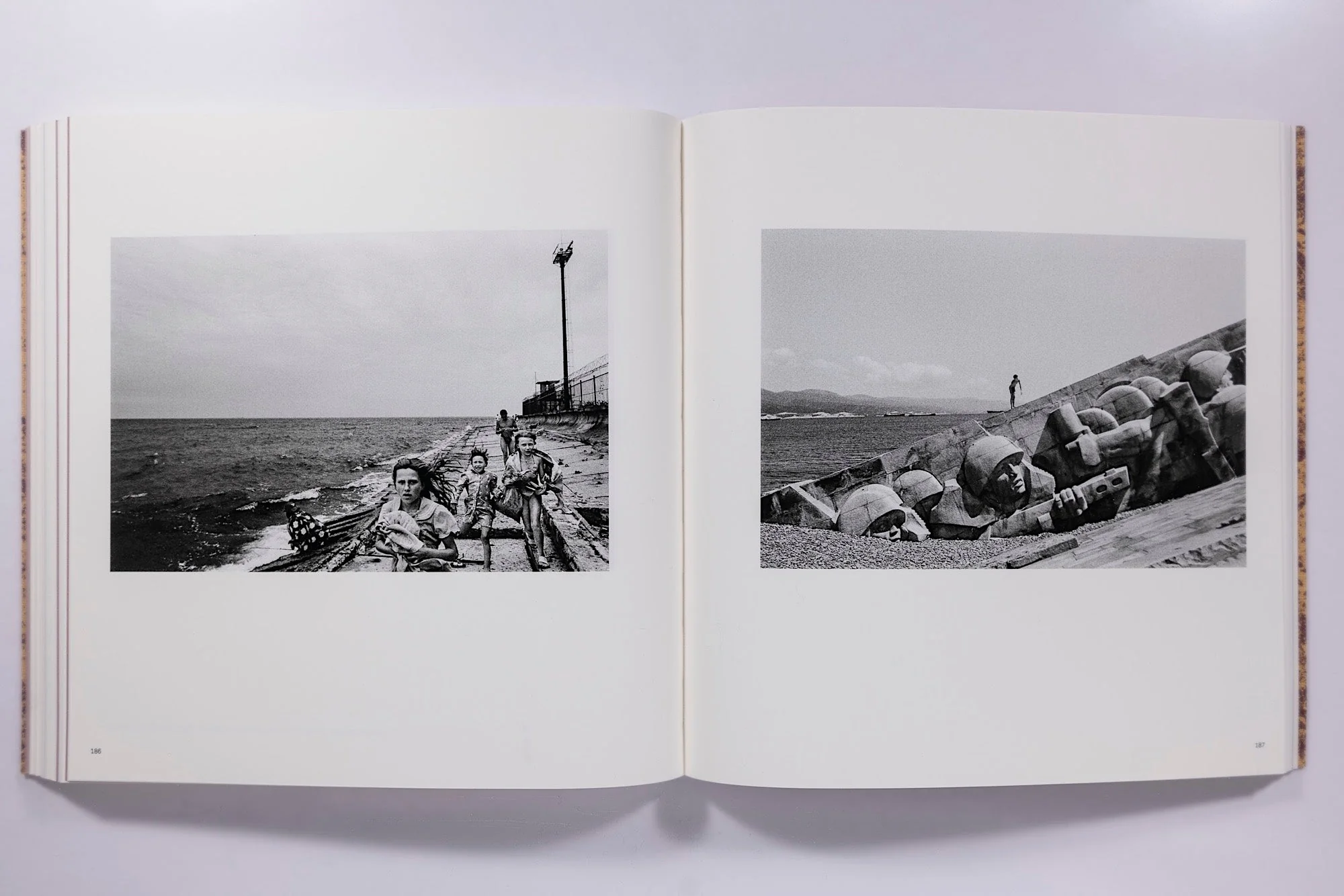 And Time Folds Vanessa Winship - Image 15